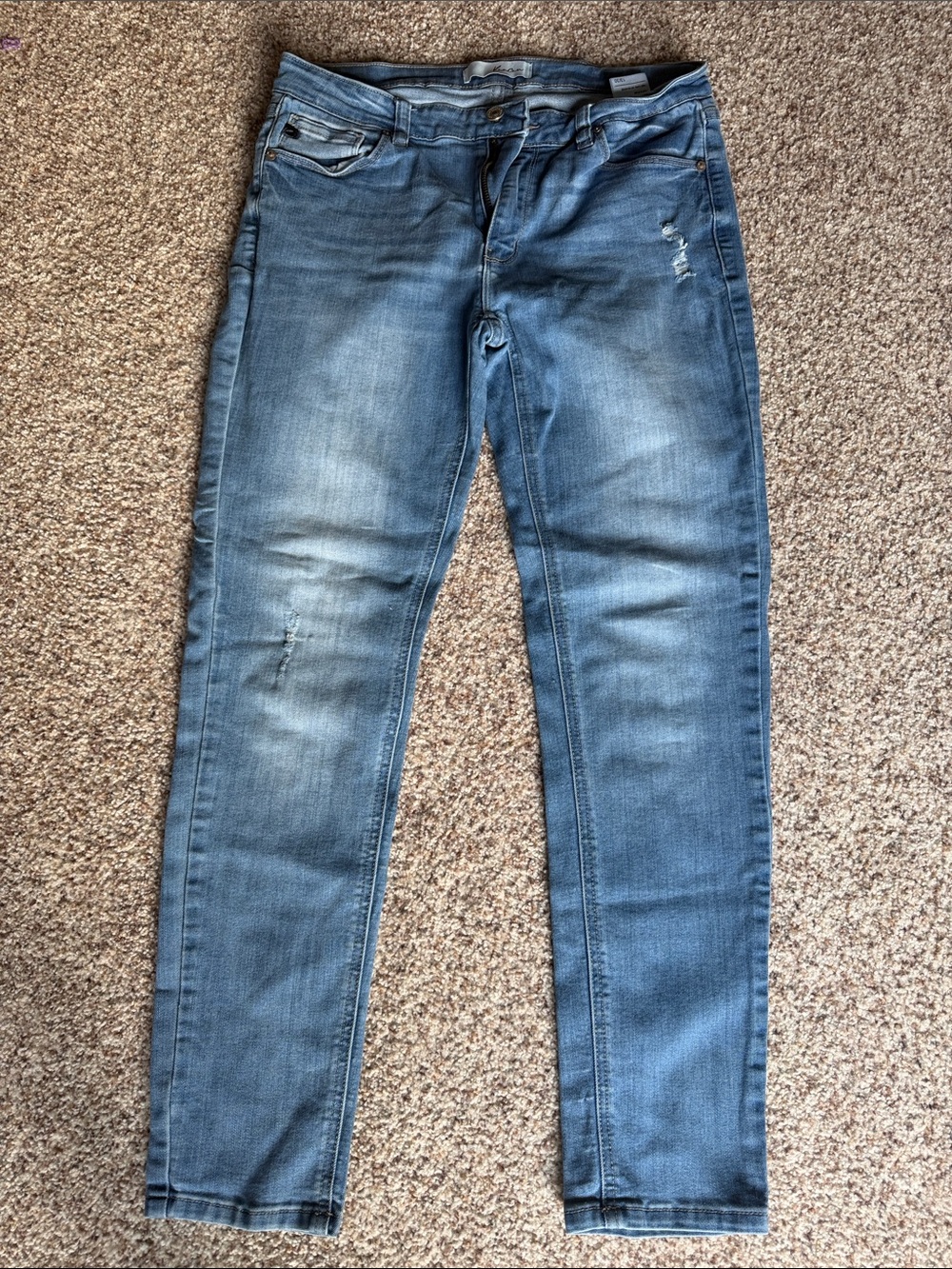 KanCan Women's Skinny Jeans in Light Blue Wash
